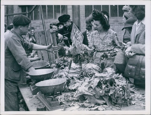 1945 buying cabbage open stall - 1945,